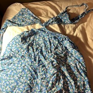 Blue floral SHEIN dress. Size small.